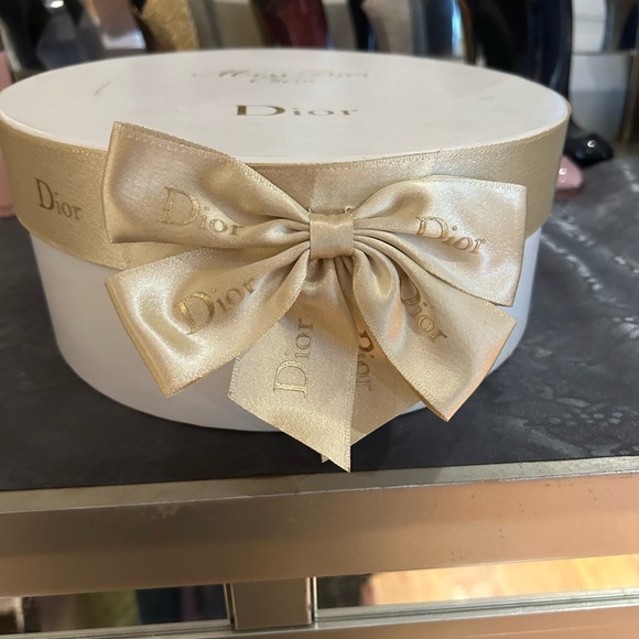 Dior Vintage Lambskin Leather Beret Logo Black Cap w/Dior Bag, Hat Box & Pillow! - Picture 8 of 17